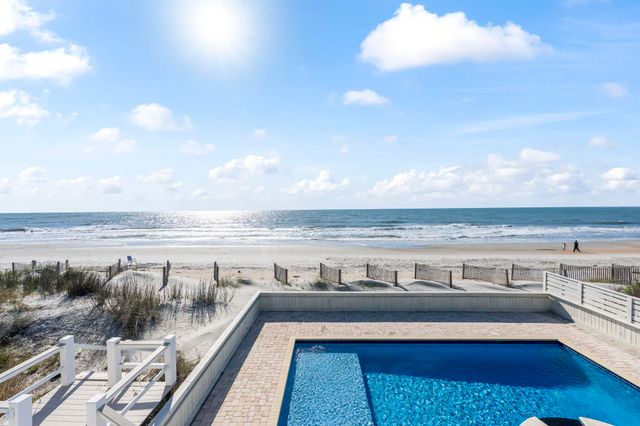 2201 S Waccamaw Dr., Murrells Inlet, SC 29576
