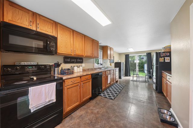 101 3rd Street NE, Mitchellville, IA 50169