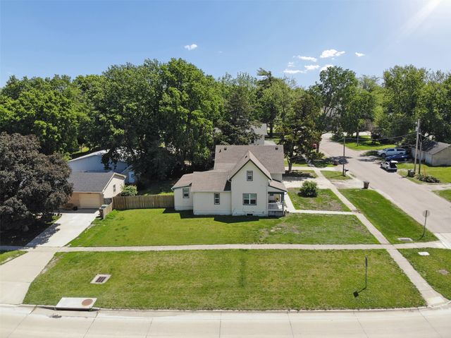 101 3rd Street NE, Mitchellville, IA 50169