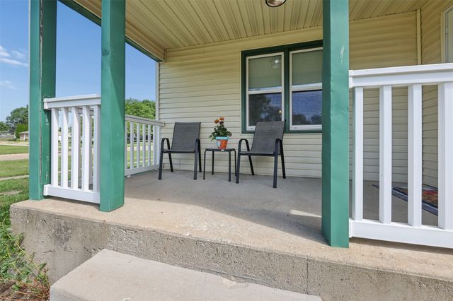 101 3rd Street NE, Mitchellville, IA 50169