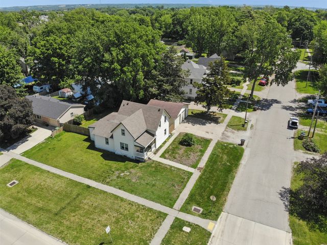 101 3rd Street NE, Mitchellville, IA 50169