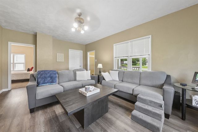 101 3rd Street NE, Mitchellville, IA 50169