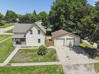 101 3rd Street NE, Mitchellville, IA 50169