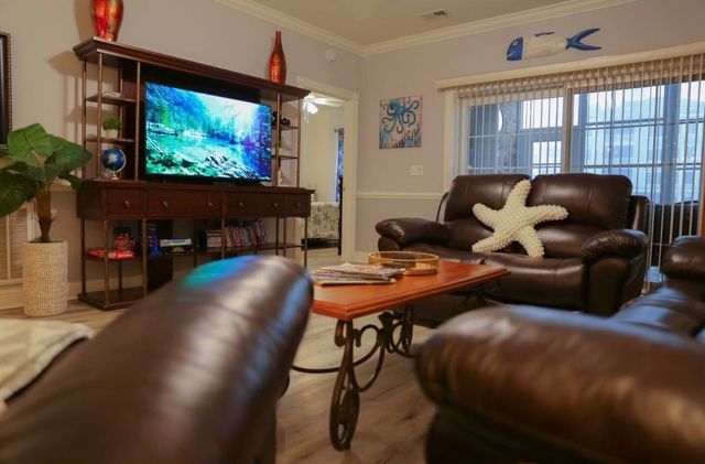 4883 Luster Leaf Cir Apt 104, Myrtle Beach, SC 29577