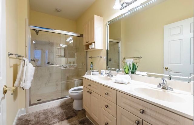4883 Luster Leaf Cir Apt 104, Myrtle Beach, SC 29577