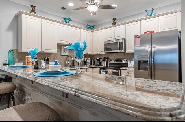 4883 Luster Leaf Cir Apt 104, Myrtle Beach, SC 29577