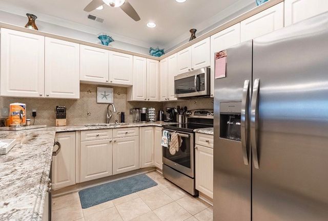 4883 Luster Leaf Cir Apt 104, Myrtle Beach, SC 29577