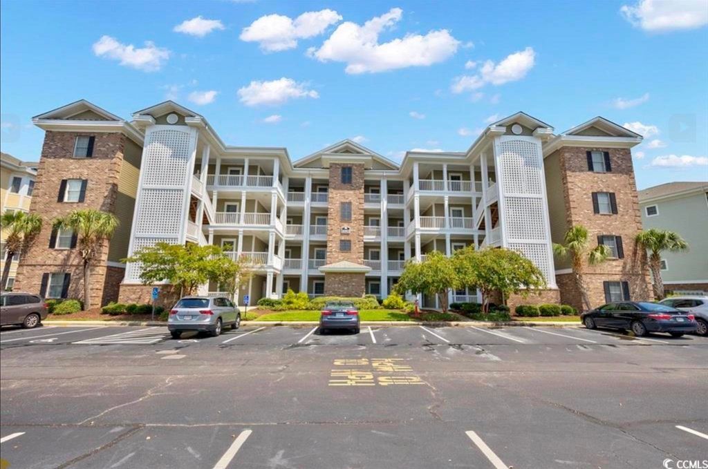 4883 Luster Leaf Cir Apt 104, Myrtle Beach, SC 29577