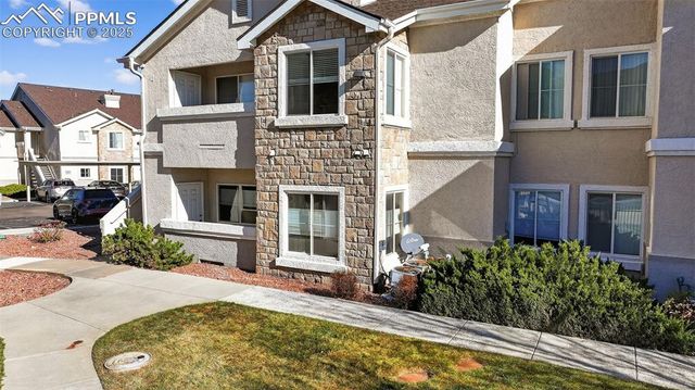 3895 Strawberry Field Grove A, Colorado Springs, CO 80906