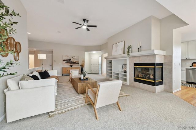 7962 S Buchanan Way, Aurora, CO 80016