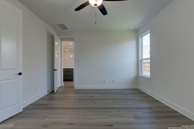 164 Katie Court, Castroville, TX 78009