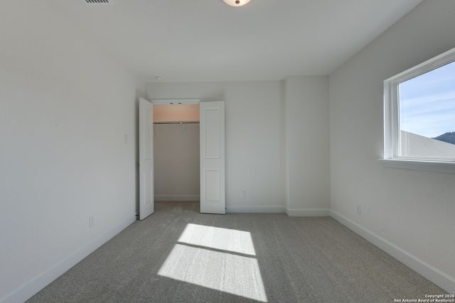 164 Katie Court, Castroville, TX 78009