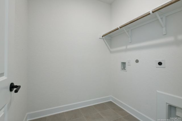 164 Katie Court, Castroville, TX 78009