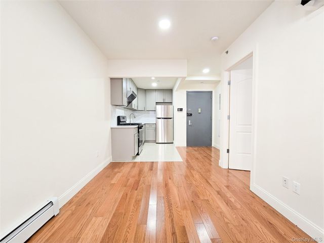 141-15 Cherry Avenue 3C, Flushing, NY 11355