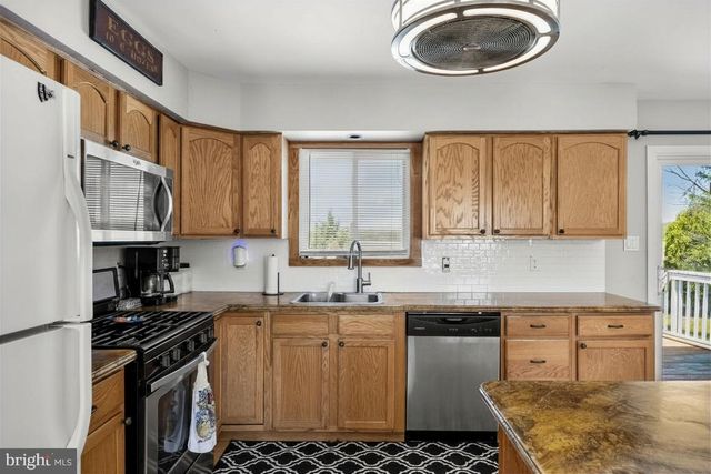 293 WATERFORD RD, Hammonton, NJ 08037