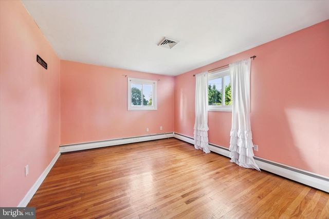 1439 GREEN ST, Garnet Valley, PA 19060