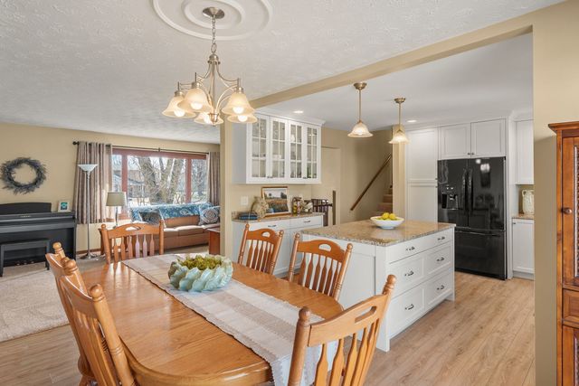 205 Blackhawk Drive, Park View, IA 52748