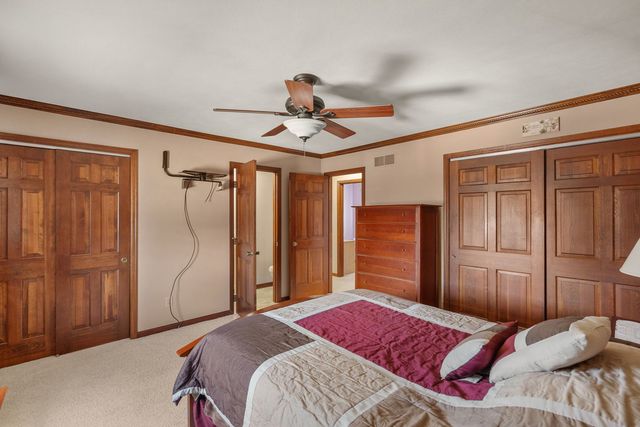 205 Blackhawk Drive, Park View, IA 52748