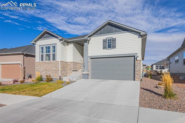 6903 Enclave Vista Loop, Colorado Springs, CO 80924
