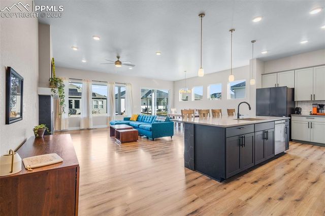 6903 Enclave Vista Loop, Colorado Springs, CO 80924