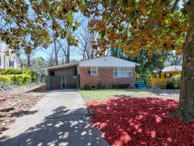 851 Amber Place NW, Atlanta, GA 30331