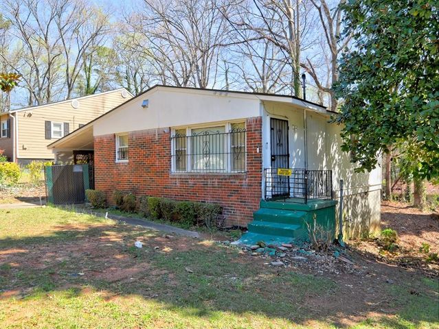 851 Amber Place NW, Atlanta, GA 30331