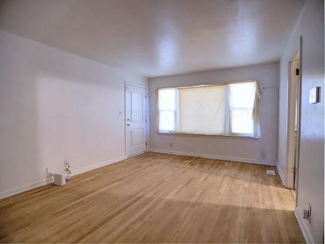 851 Amber Place NW, Atlanta, GA 30331