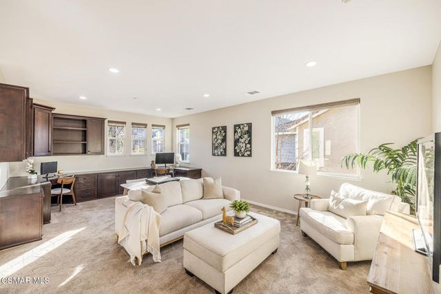 5353 Willow Oak Street, Simi Valley, CA 93063