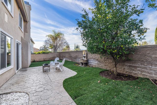 5353 Willow Oak Street, Simi Valley, CA 93063