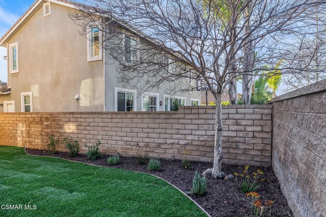 5353 Willow Oak Street, Simi Valley, CA 93063