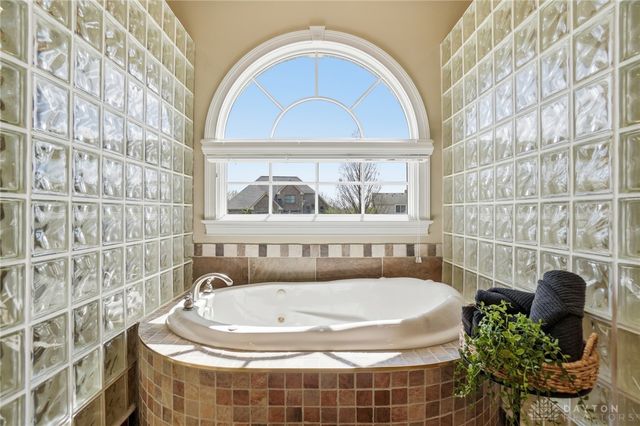 2639 Britannia Court, Beavercreek Twp, OH 45385