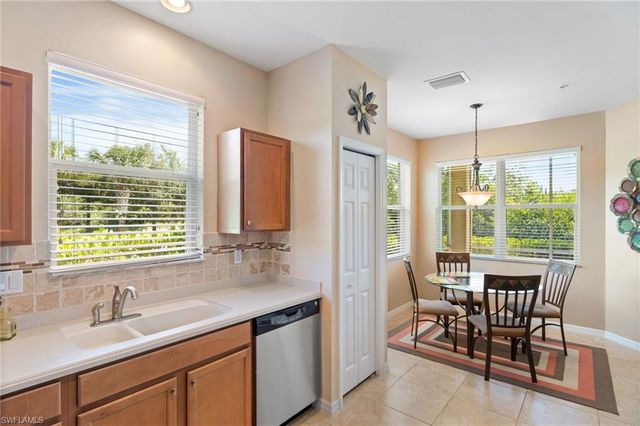 14573 Abaco Lakes DR 101, Fort Myers, FL 33908