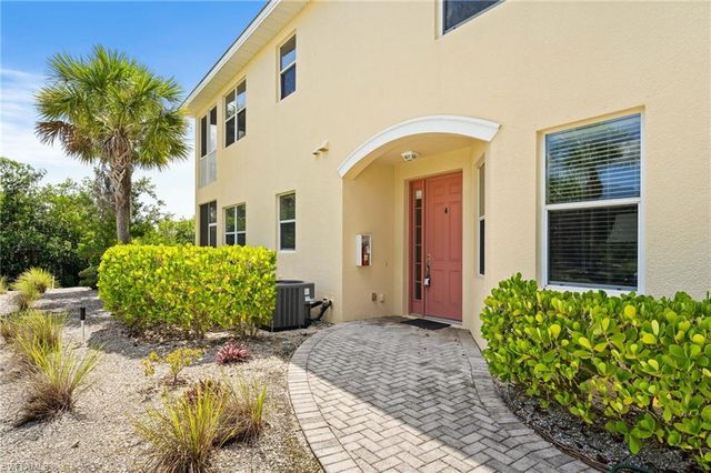 14573 Abaco Lakes DR 101, Fort Myers, FL 33908