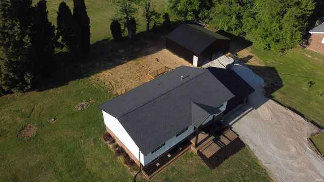 6888 Oak Grove Road, Newburgh, IN 47630