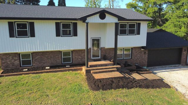 6888 Oak Grove Road, Newburgh, IN 47630