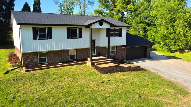 6888 Oak Grove Road, Newburgh, IN 47630