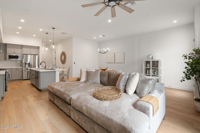 5151 N 13TH Place 7, Phoenix, AZ 85014