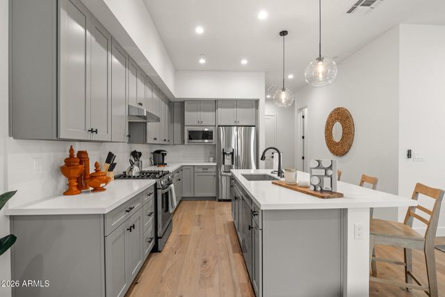 5151 N 13TH Place 7, Phoenix, AZ 85014