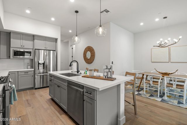 5151 N 13TH Place 7, Phoenix, AZ 85014