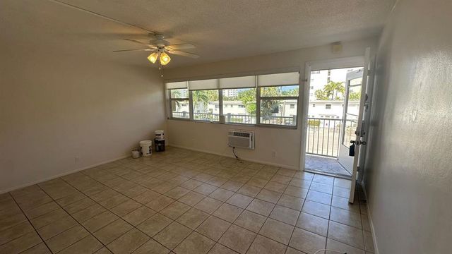625 ANTIOCH Avenue 302, Fort Lauderdale, FL 33304