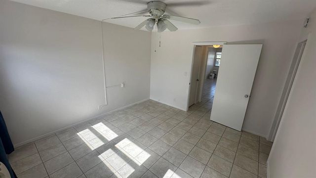 625 ANTIOCH Avenue 302, Fort Lauderdale, FL 33304