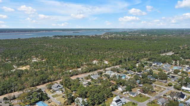 809 Monroe Avenue, Carolina Beach, NC 28428