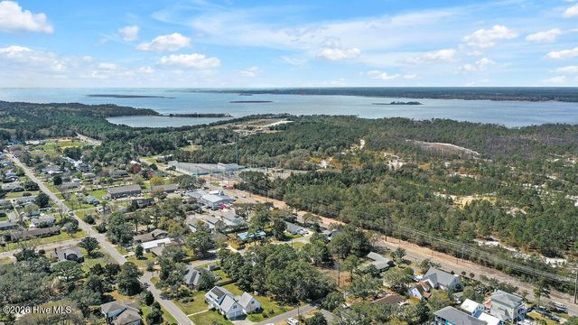 809 Monroe Avenue, Carolina Beach, NC 28428