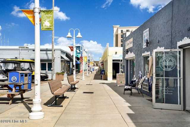 809 Monroe Avenue, Carolina Beach, NC 28428