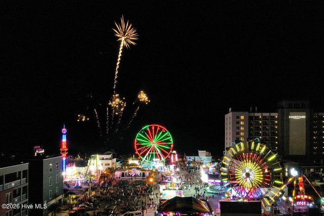 809 Monroe Avenue, Carolina Beach, NC 28428