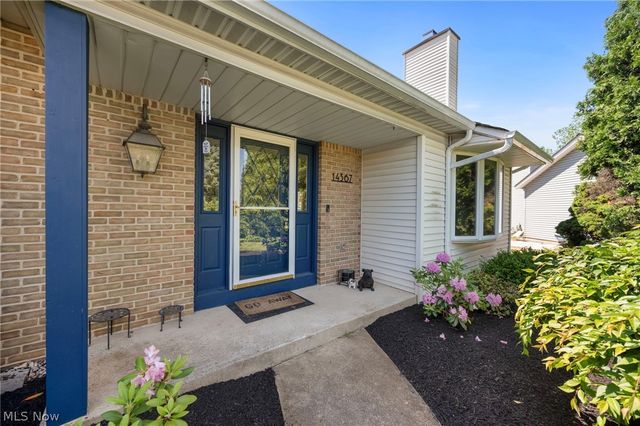 14367 Crown Point Pky, Strongsville, OH 44136