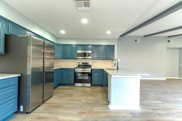 11803 Brook Meadows Lane, Meadows Place, TX 77477