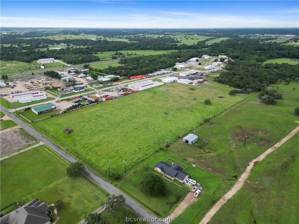 4254 Carrabba Rd, Bryan, TX 77808 — photo 3