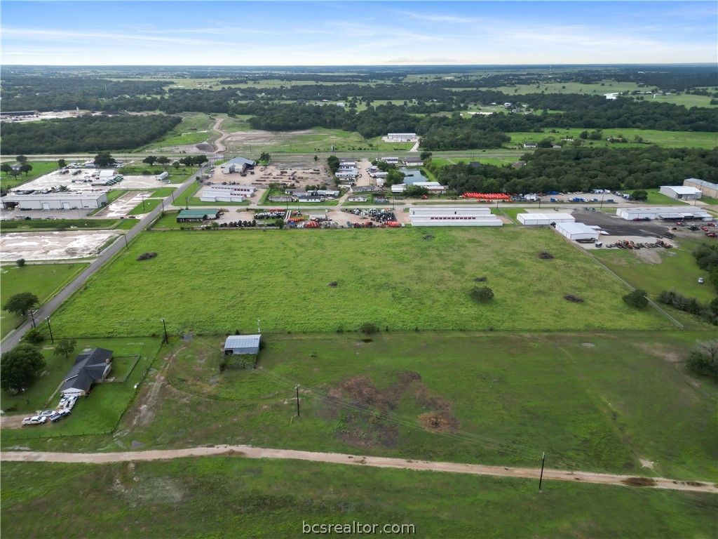 4254 Carrabba Rd, Bryan, TX 77808 — photo 4