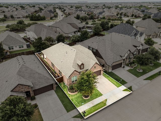 620 Bridgewater Road, Fort Worth, TX 76131